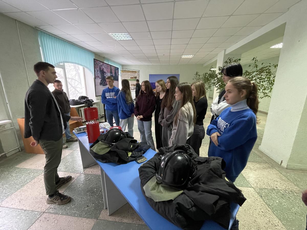 Школьники и обучающиеся колледжей познакомились с инженерными профессиями на мастер-классах в Вавиловском университете Фото 5