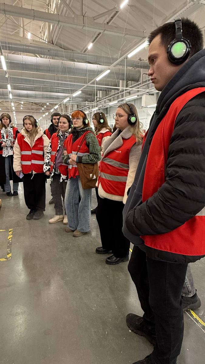 Посещение фабрики производства мебели "Мария" Фото 4 Посещение фабрики производства мебели "Мария" Фото 4