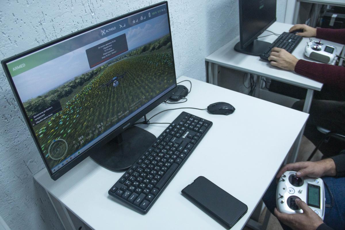 Завершено обучение по программе переподготовки «Беспилотные авиационные системы в растениеводстве» Фото 7 Завершено обучение по программе переподготовки «Беспилотные авиационные системы в растениеводстве» Фото 7