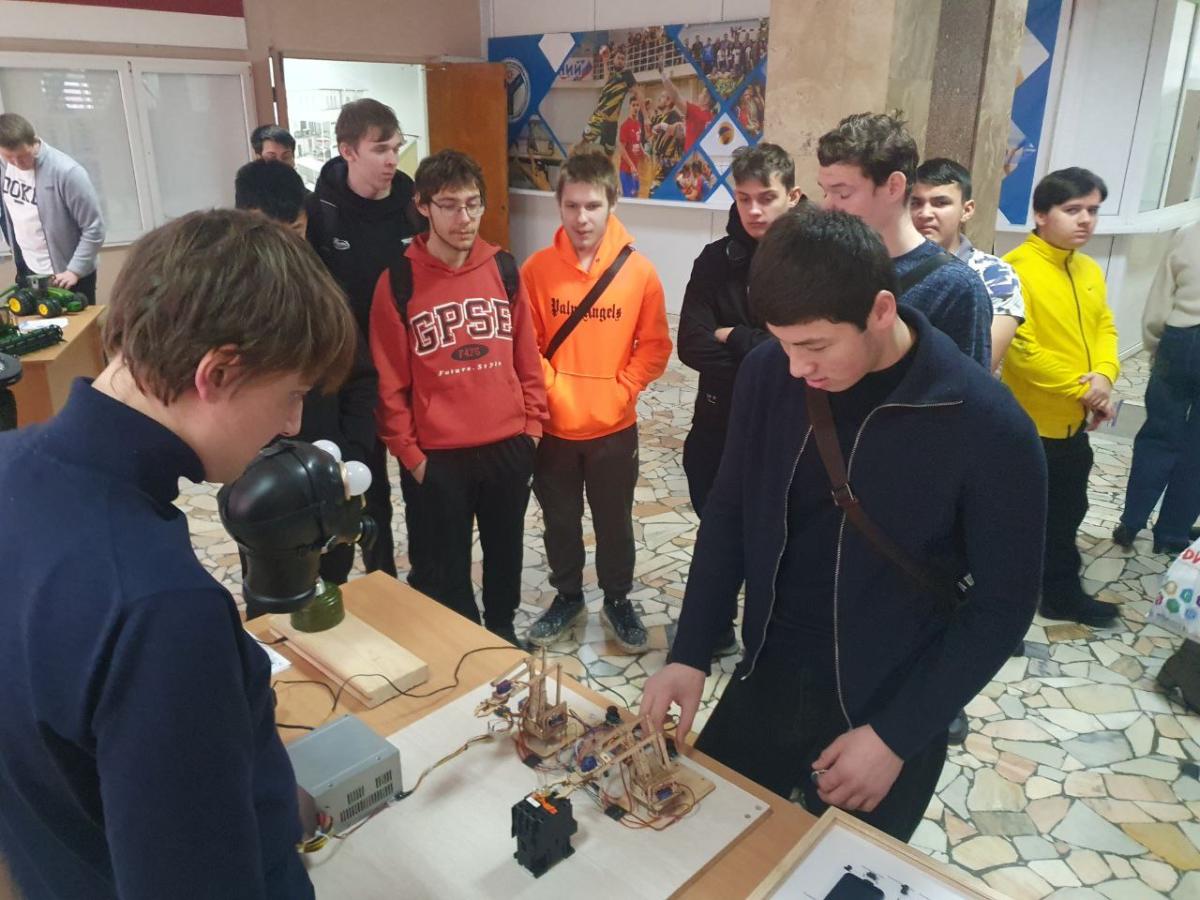 Кафедра «Электрооборудование, энергоснабжение и роботизация» провела День открытых дверей Фото 4 Кафедра «Электрооборудование, энергоснабжение и роботизация» провела День открытых дверей Фото 4