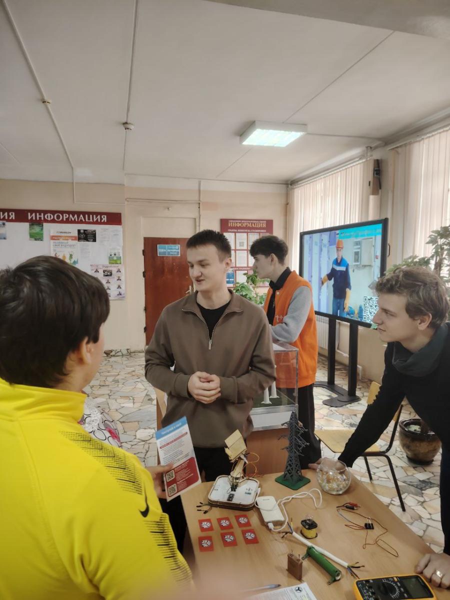 Кафедра «Электрооборудование, энергоснабжение и роботизация» провела День открытых дверей Фото 7 Кафедра «Электрооборудование, энергоснабжение и роботизация» провела День открытых дверей Фото 7