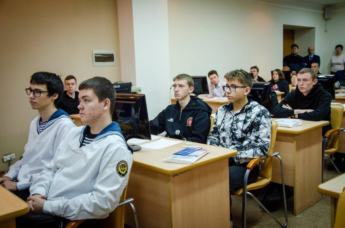 Подведены итоги II олимпиады по механике для обучающихся СПО Саратовской области Фото 7 Подведены итоги II олимпиады по механике для обучающихся СПО Саратовской области Фото 7