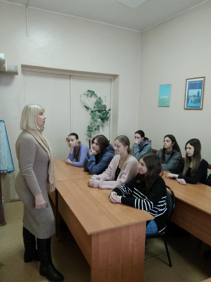 Заседание студенческого научного лингвистического общества посвящено Всемирному Дню арабского языка Фото 1