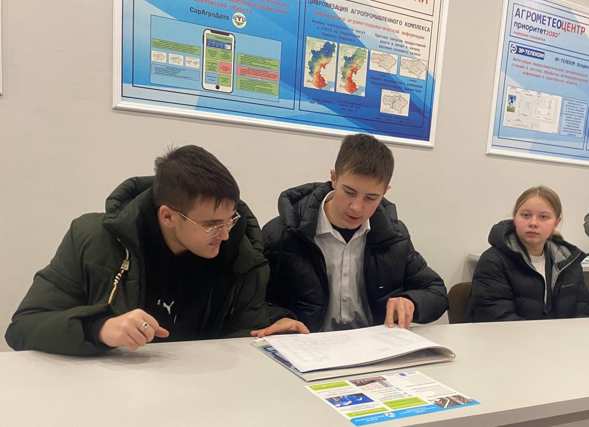 Школьники р.п. Свободный посетили Вавиловский университет с экскурсией Фото 12