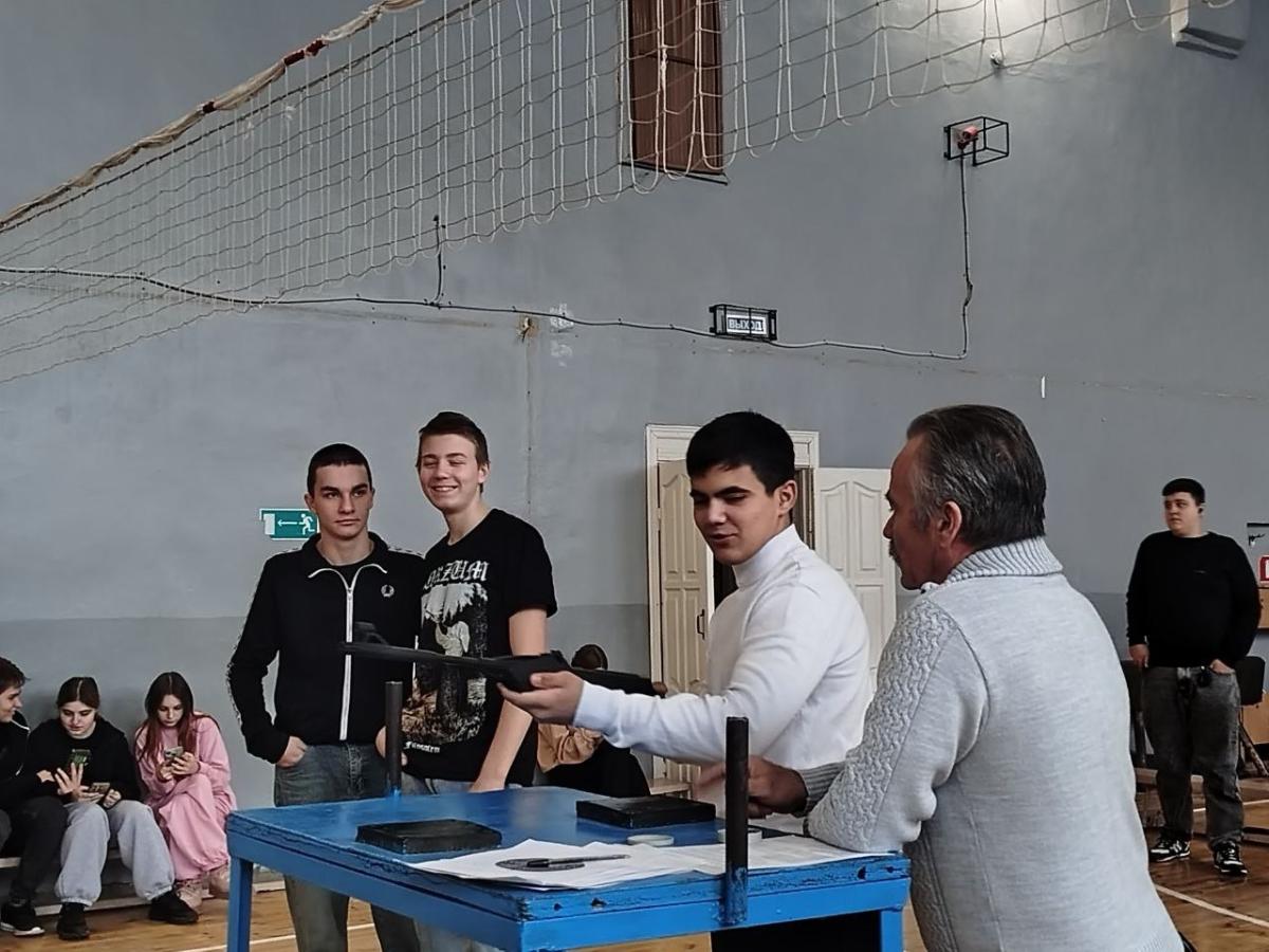 Соревнование по стрельбе на грамоты от Деда Мороза. Фото 3