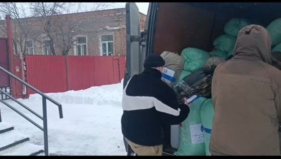 Погрузка гуманитарной помощи Фото 2 Погрузка гуманитарной помощи Фото 2