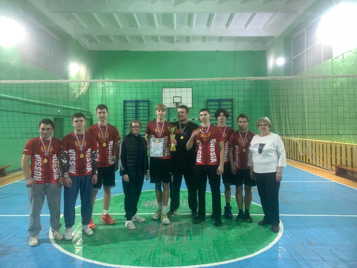 Наши команды по волейболу- победители турнира!  Фото 1