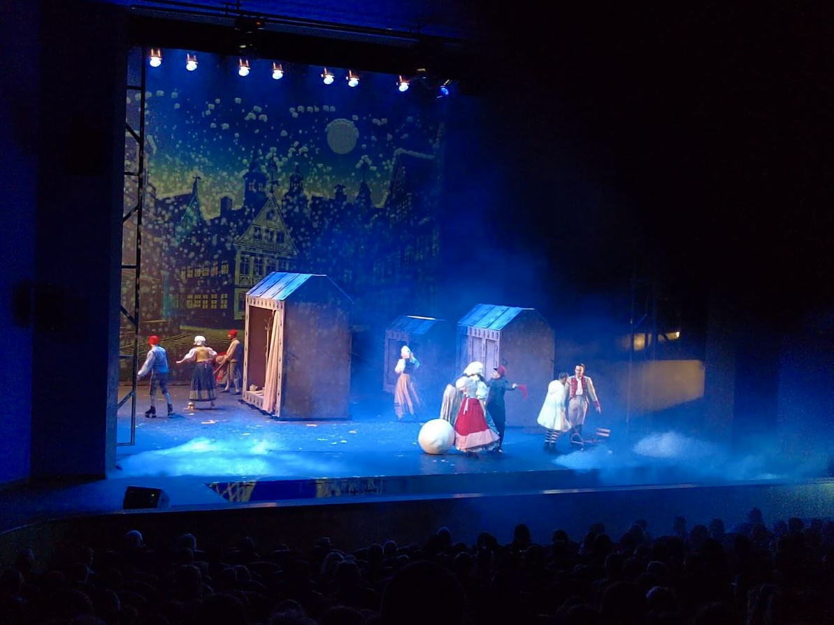 Посещение ТЮЗа им. Киселева Фото 6