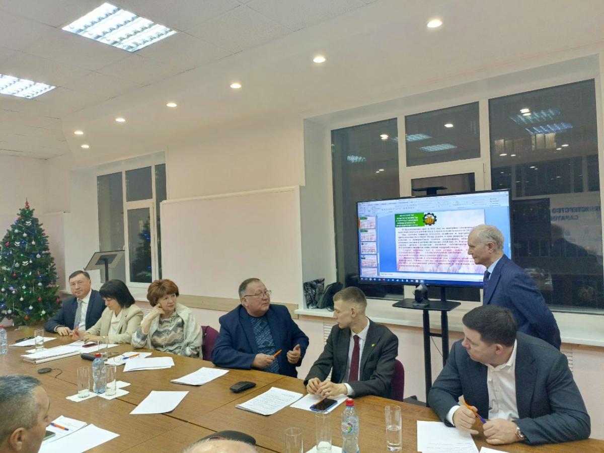 Выступление профессора Глебова И.П. на общественном совете при  Министерстве сельского хозяйства Саратовской области Фото 3