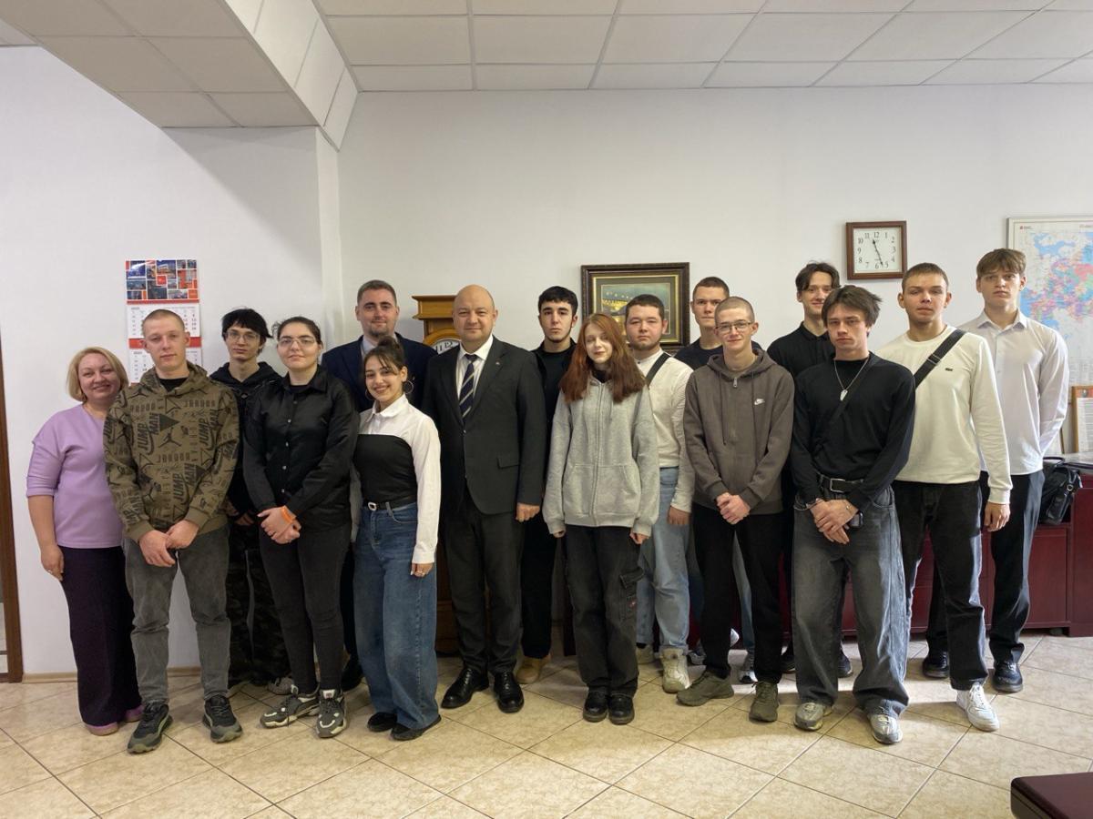 Знакомство с руководством Саратовского филиала  ПАО «Т Плюс» студентов-первокурсников группы «Т Плюс»