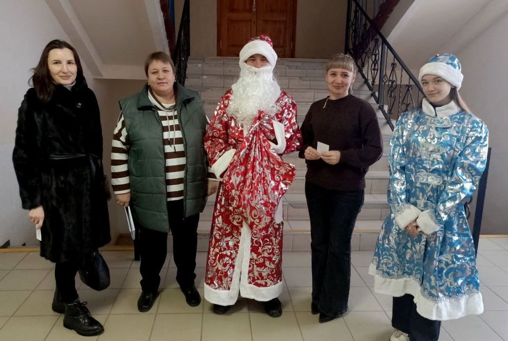 С Новым годом! Фото 1