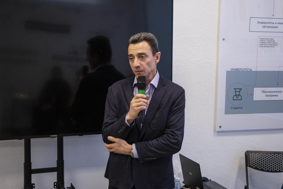 Студентам Вавиловского университета напомнили о мерах государственной поддержки Фото 5