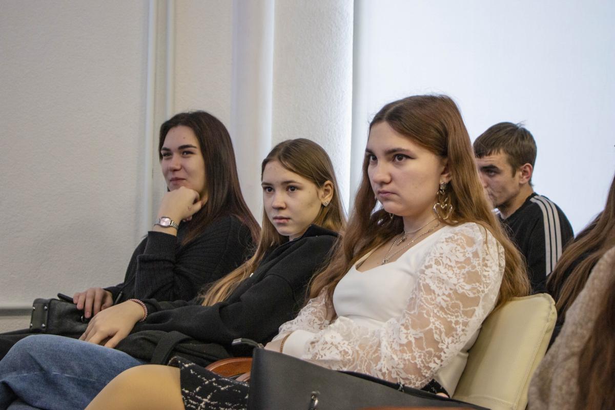 Студентам Вавиловского университета напомнили о мерах государственной поддержки Фото 6