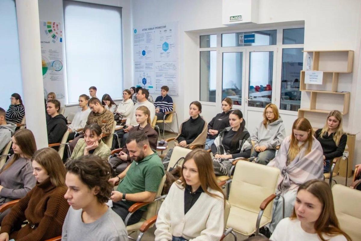 Встреча с обучающимся льготной категории в рамках мероприятия «Под защитой» Фото 2