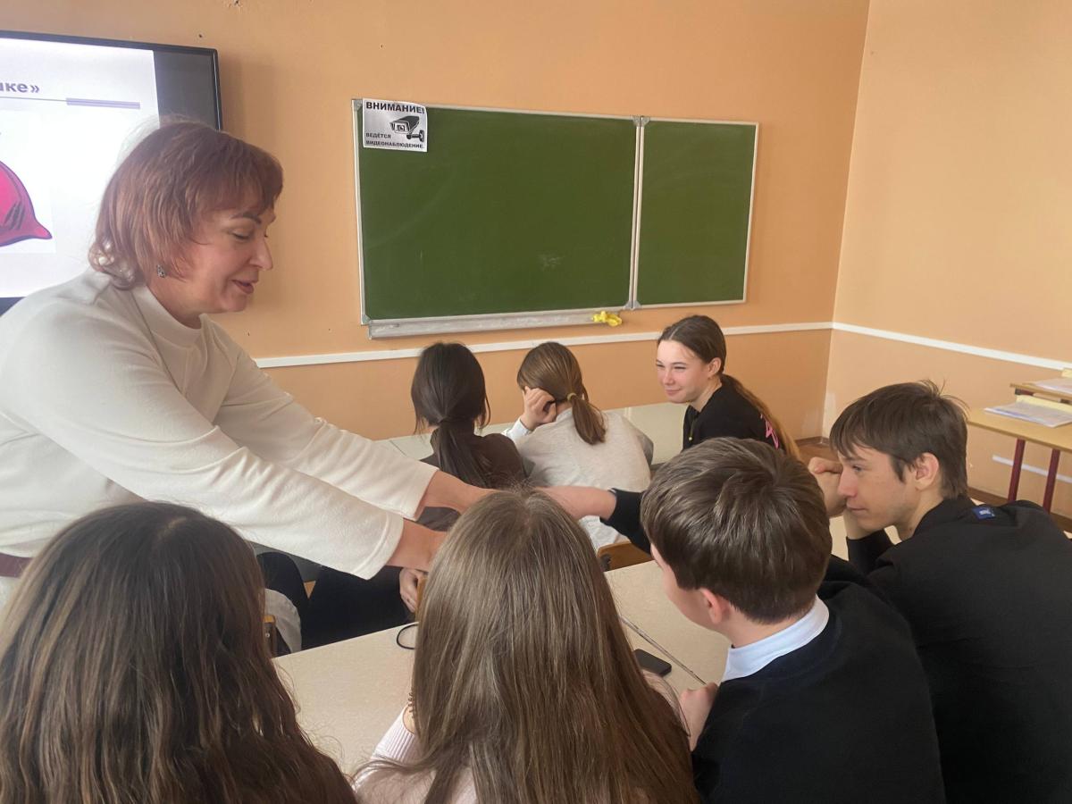 В агроклассах общеобразовательных учреждений Балтайского района состоялись плановые занятия Фото 2