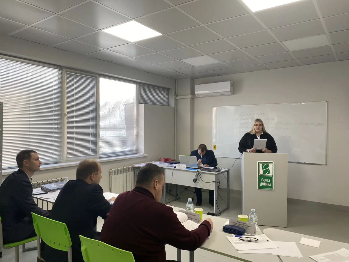 Защита выпускных квалификационных работ (магистерских диссертаций) Фото 2