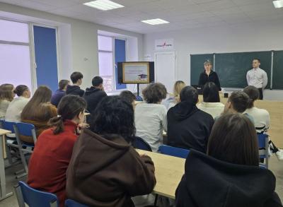 Шаг в студенчество: встреча с учащимися   филиала МОУ «СОШ № 3 г. Пугачева» - СОШ с. Давыдовка