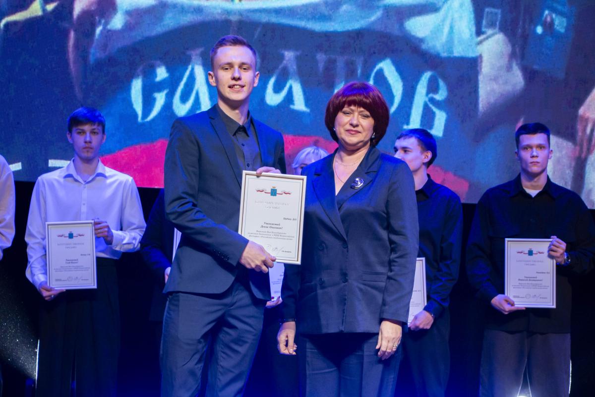 Вавиловцы отмечены благодарственными письмами Губернатора Саратовской области Фото 7 Вавиловцы отмечены благодарственными письмами Губернатора Саратовской области Фото 7