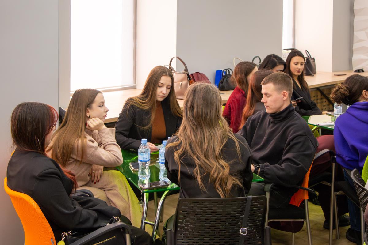 Команда Вавиловского университета приняла участие в межвузовском квизе от Сбербанка Фото 2