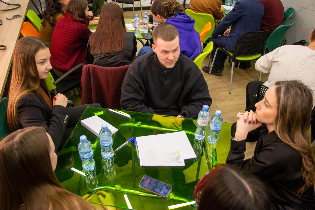 Команда Вавиловского университета приняла участие в межвузовском квизе от Сбербанка Фото 5