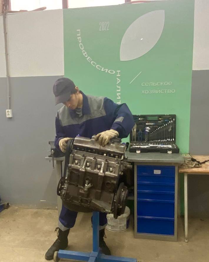 Внутренний отбор в рамках чемпионата «Профессионалы» по компетенции «Ремонт и обслуживание легковых автомобилей» Фото 2