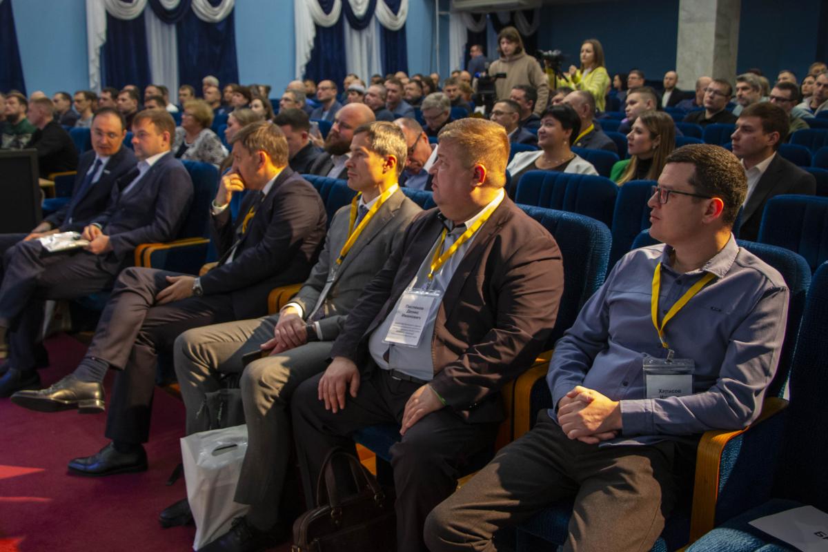 Вавиловский университет выступил площадкой проведения Первого Поволжского Масличного форума Фото 2