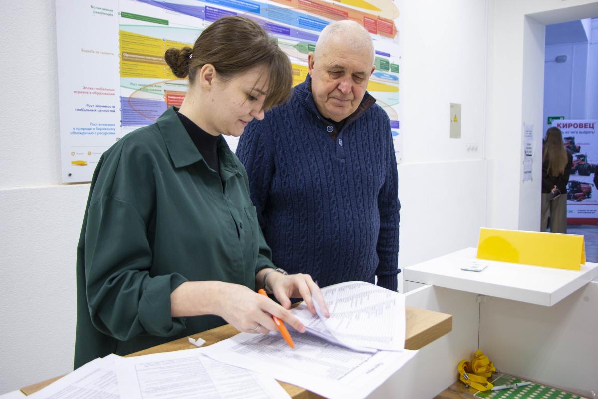 Вавиловский университет выступил площадкой проведения Первого Поволжского Масличного форума Фото 10