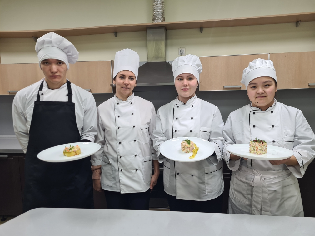 Внутренний отбор студентов для участия в чемпионате «ПРОФЕССИОНАЛЫ» по компетенции «Поварское дело»