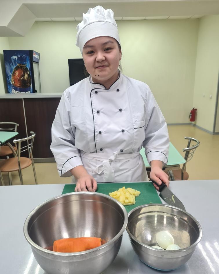 Внутренний отбор студентов для участия в чемпионате «ПРОФЕССИОНАЛЫ» по компетенции «Поварское дело» Фото 2