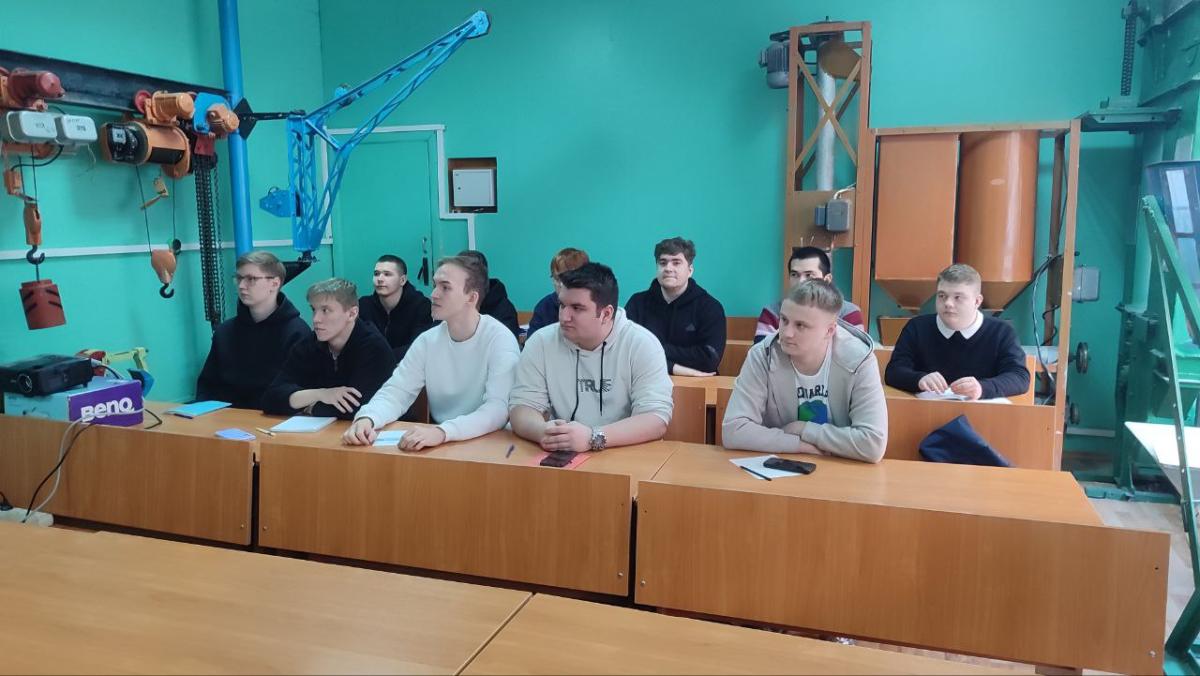 Кураторский час на кафедре "Техническое обеспечение АПК" Фото 3