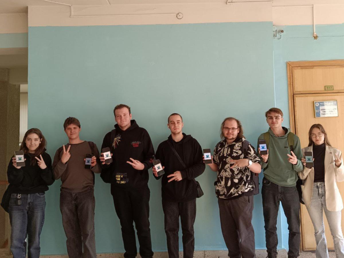 Студенты групп Б-ПИ-101 и Б-ПИ-102 обсудили развитие научного сообщества на кураторском часе Фото 2