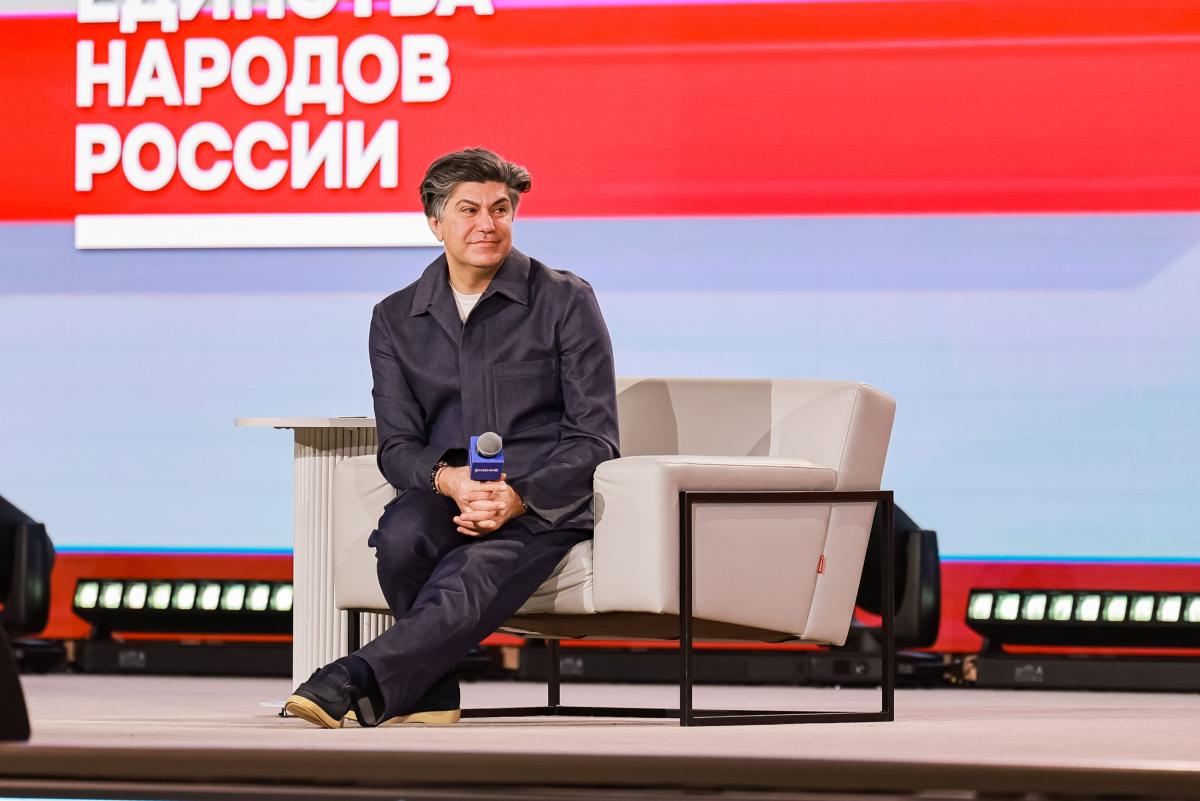 Владимир Путин дал старт Году единства народов России Фото 9