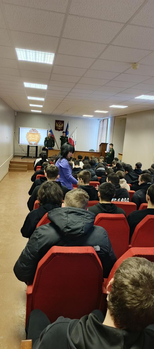 стреча студентов выпускных групп с представителями Саратовского высшего артиллерийского командного училища (СВАКУ)