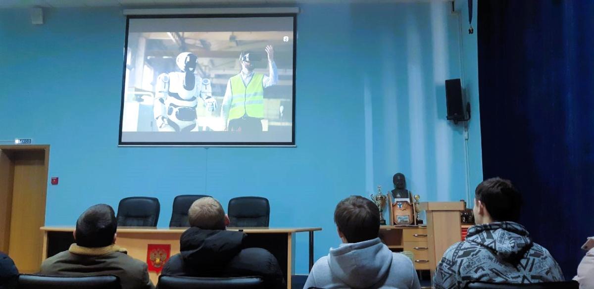 Студенты ФТК отметили День российской науки интеллектуальной викториной и кинолекторием Фото 3