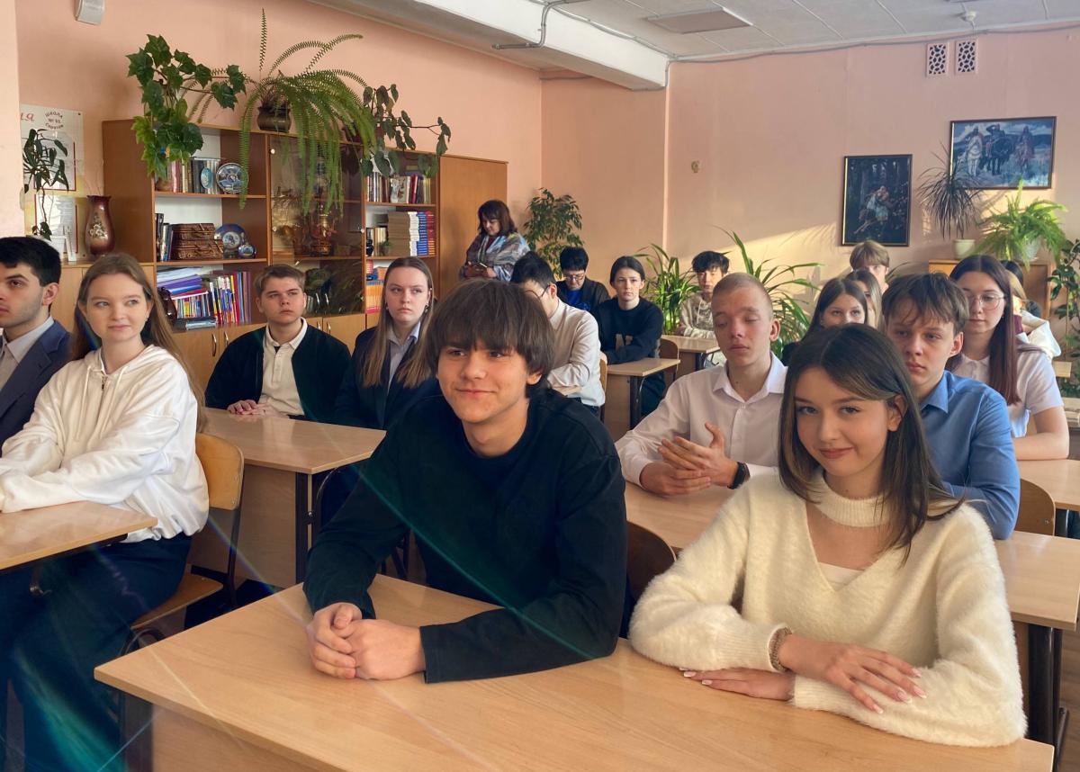 Саратовских школьников познакомили с образовательными программами и возможностями вуза Фото 5