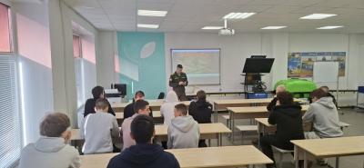 Встреча обучающихся с представителем Саратовского высшего артиллерийского командного училища