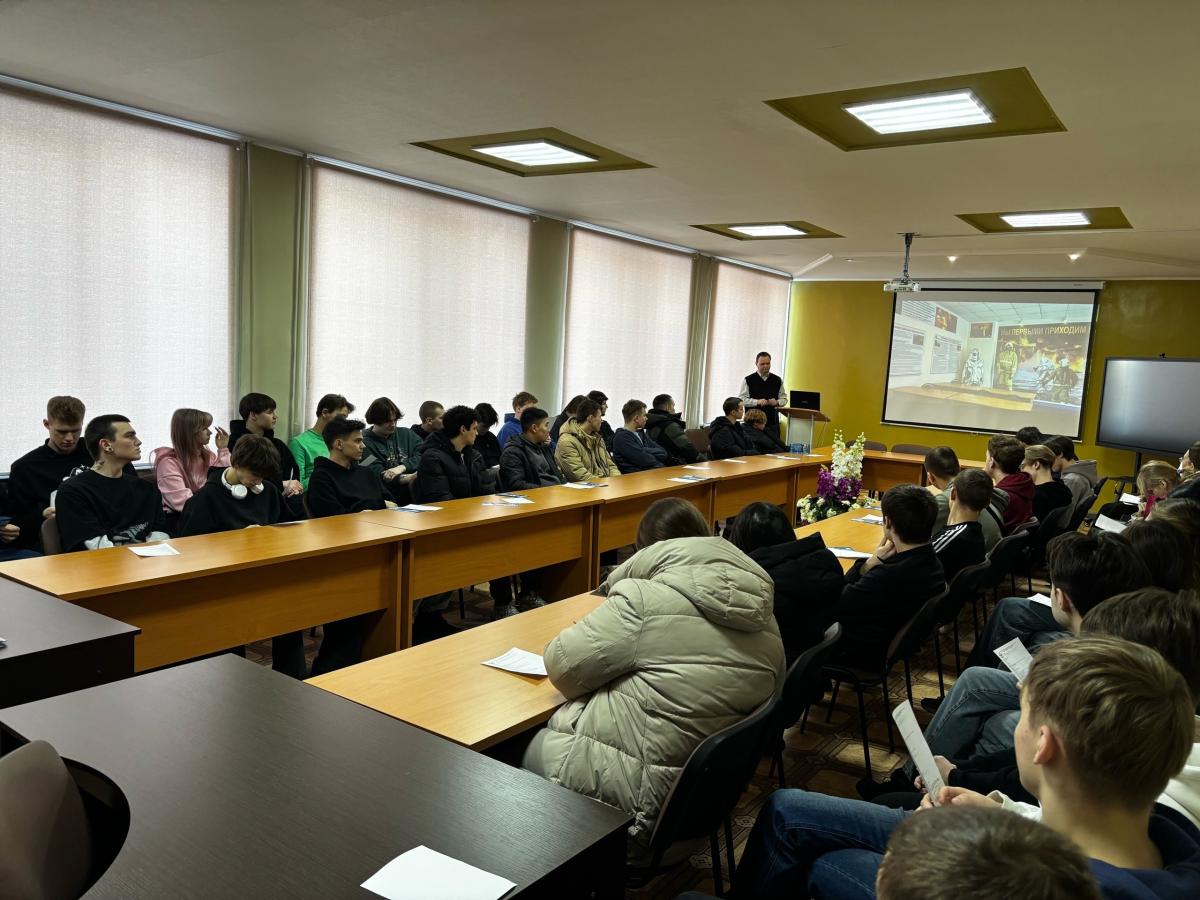 Профориентационная работа кафедры «Техносферная безопасность и транспортно-технологические машины»  в техникумах г. Балаково Фото 7