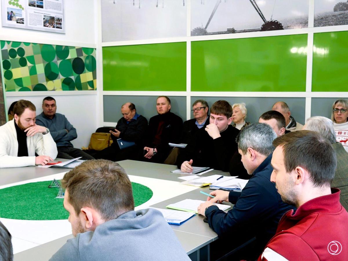 Представлены научные исследования аспирантов института инженерии и робототехники Фото 3