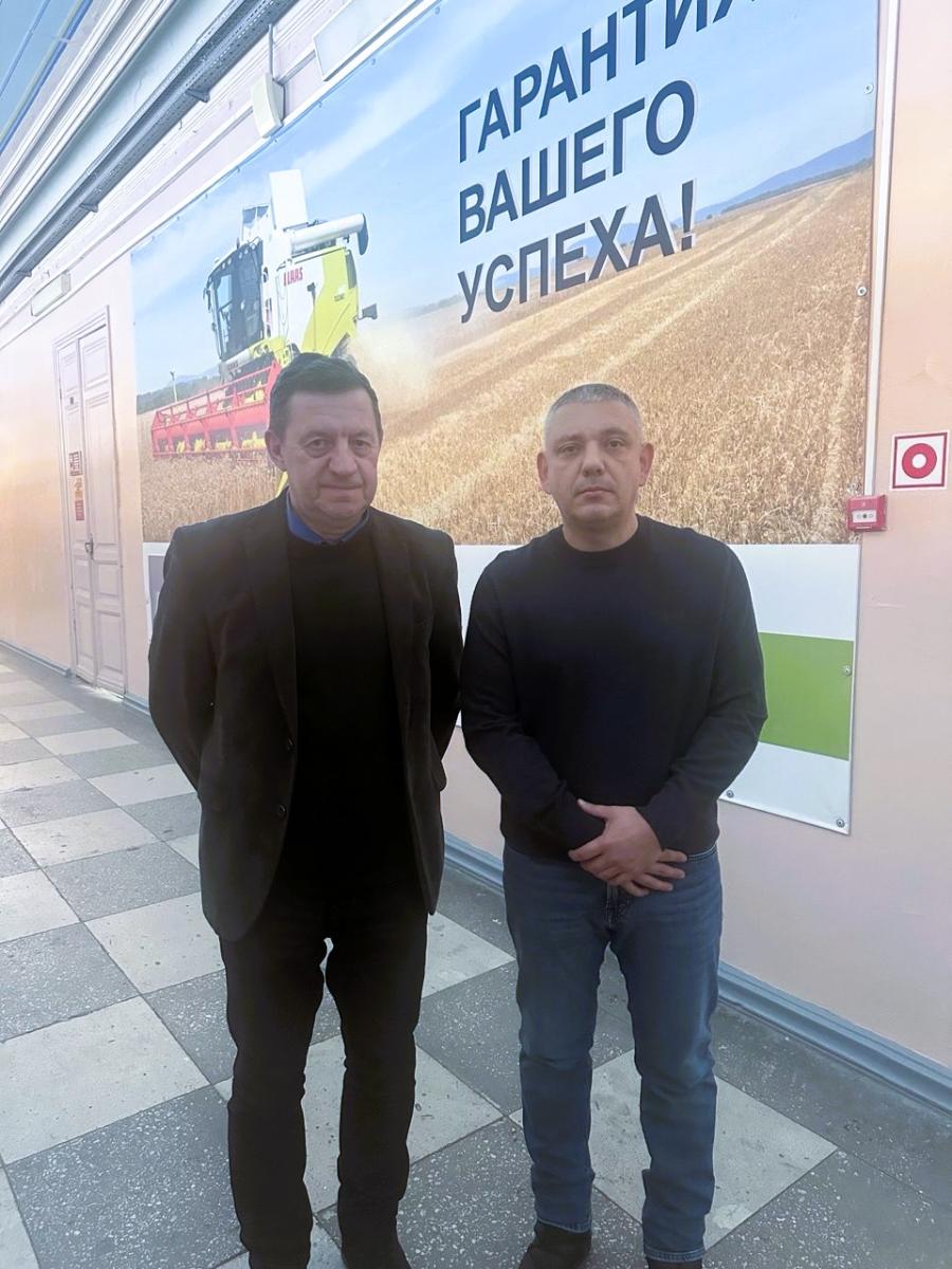 Представлены научные исследования аспирантов института инженерии и робототехники Фото 6