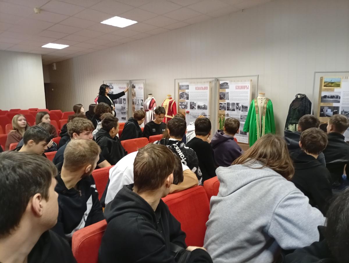 Марксовский краеведческий музей провел яркое и увлекательное мероприятие, посвящённое открытию Года Фото 4