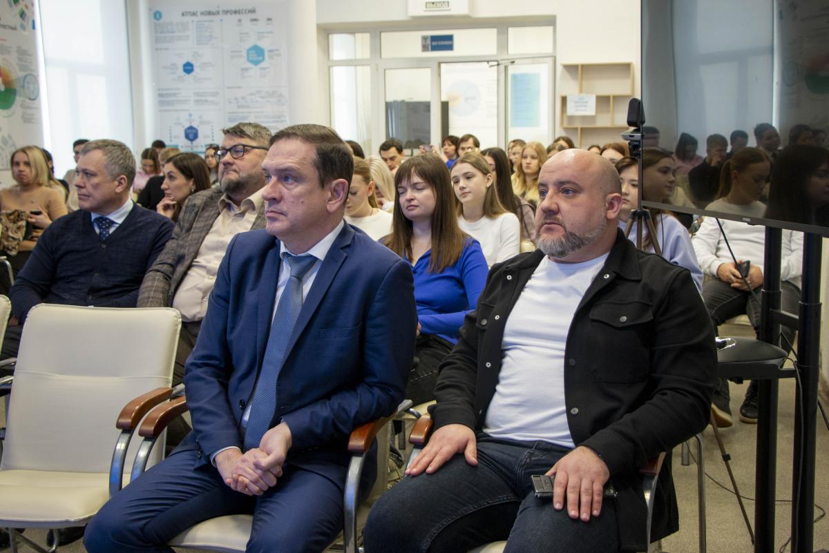 Проект «Менторская гостиная»: Вавиловцы представили бизнес-проекты экспертному сообществу Фото 1