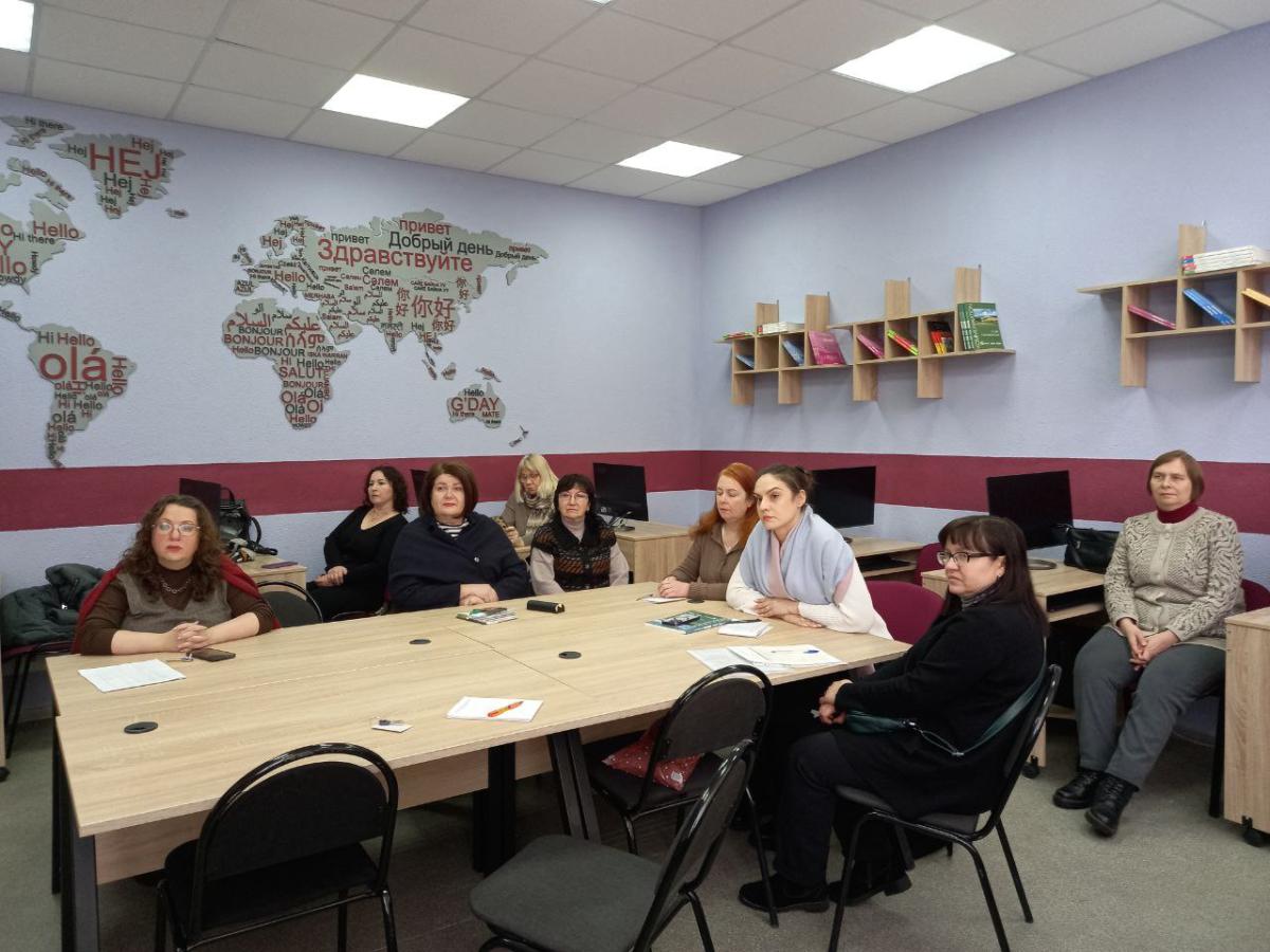 Заседание секции кафедры "Иностранные языки и культура речи" в рамках конференции ППС и аспирантов за 2025г. Фото 1