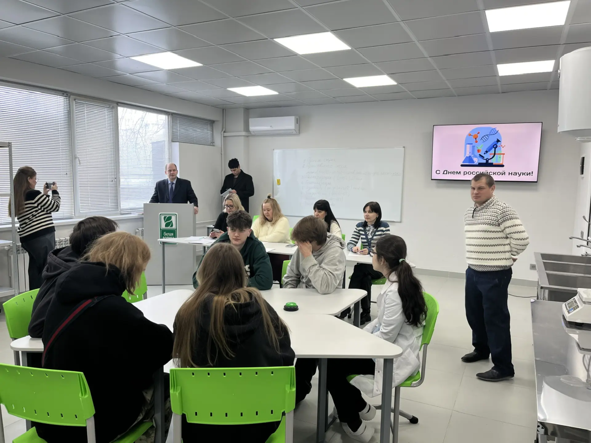 Интеллектуальная игра «Брейн - ринг – первые шаги в науку» для студентов технологов молока Фото 1