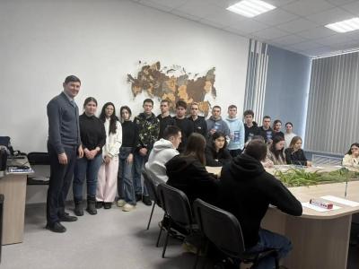 Представители института провели профориентационную встречу со студентами Аткарского политехнического колледжа