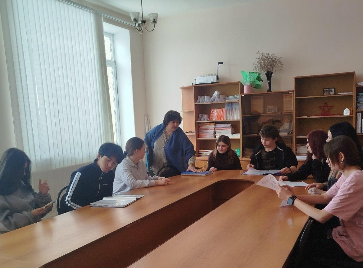 Заседание клуба молодого избирателя "Моё будущее". Фото 3