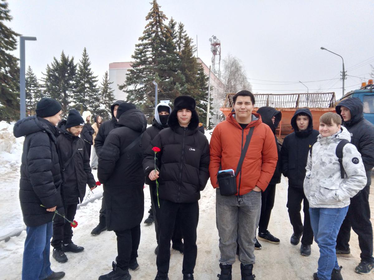 В г. Марксе прошел митинг, посвященный 37 годовщине вывода войск из Афганистана. Фото 2