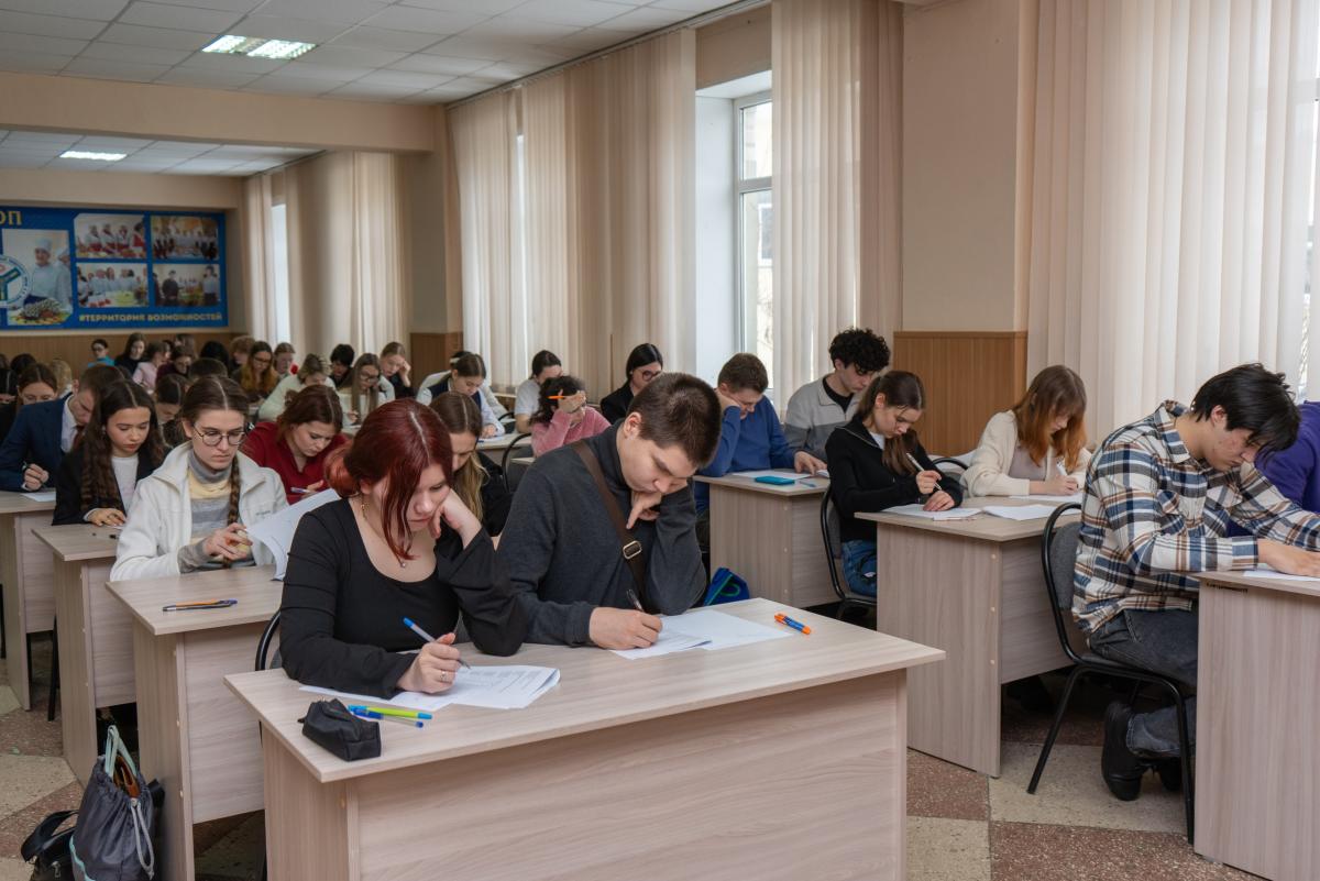 В Вавиловском университете состоялся конкурс «Будущее в ваших руках» Фото 8 В Вавиловском университете состоялся конкурс «Будущее в ваших руках» Фото 8