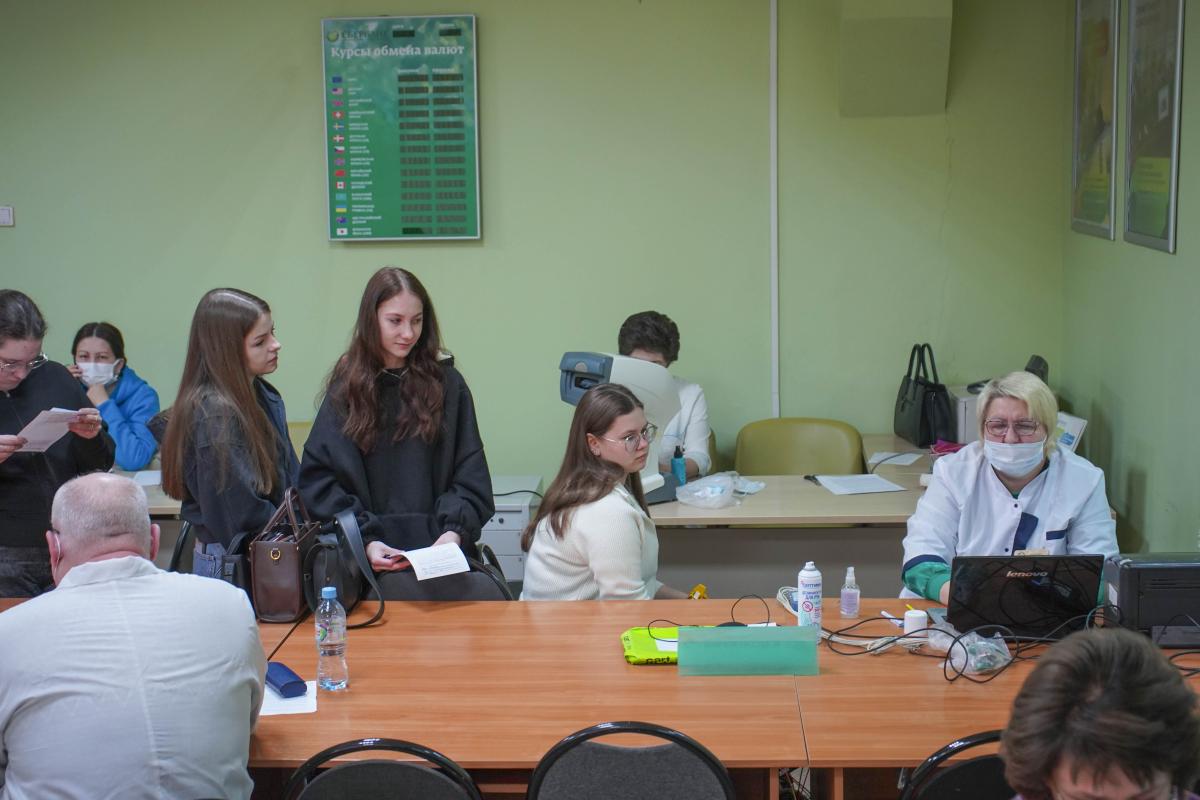 Более 100 сотрудников и студентов прошли профилактический медосмотр Фото 3 Более 100 сотрудников и студентов прошли профилактический медосмотр Фото 3