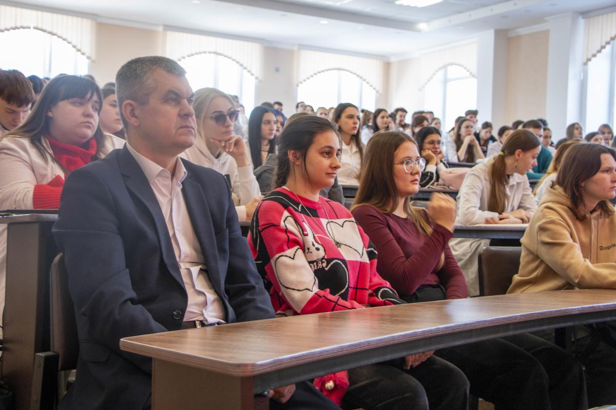 Более 300 студентов стали участниками масштабного Дня карьеры Фото 7