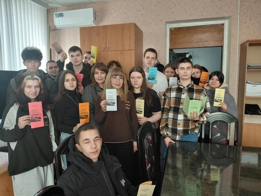 Экскурсия ко Дню молодого избирателя Фото 3